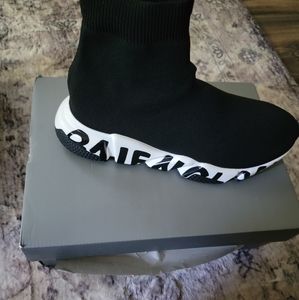 Balanciaga's Men's Speed Graffiti